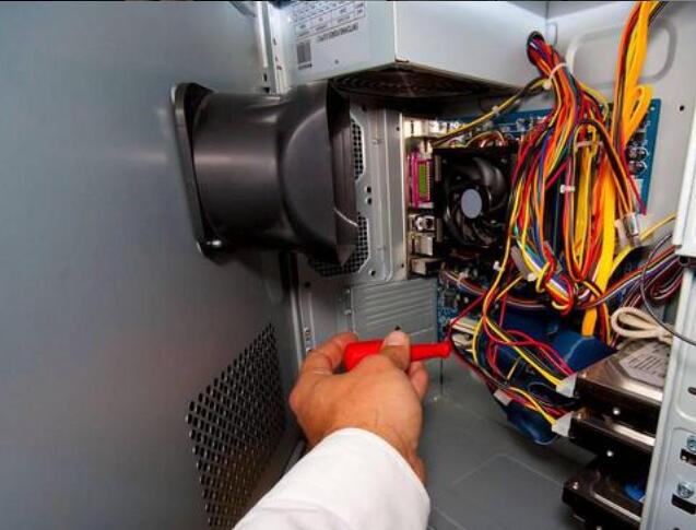 连锁专业电脑维修 半小时免费上门 修不好不收费 连锁专业电脑维修 半小时免费上门 修不好不收费